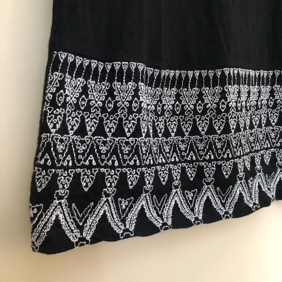 Lucky Brand Tee - Picture 4 of 11